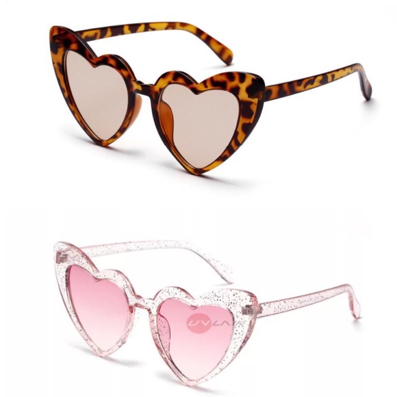 Accessories - *Last Pair* NEW Heart Shaped Sunglasses
